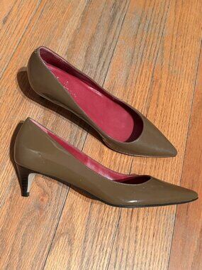 Cole Haan Nike Air Pointed Toe Flats in Olive with Berry Insole